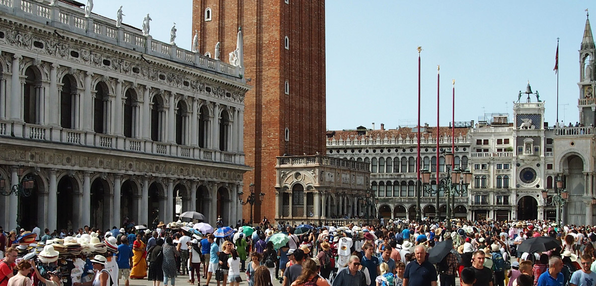 Crowd in Piazza San Marco